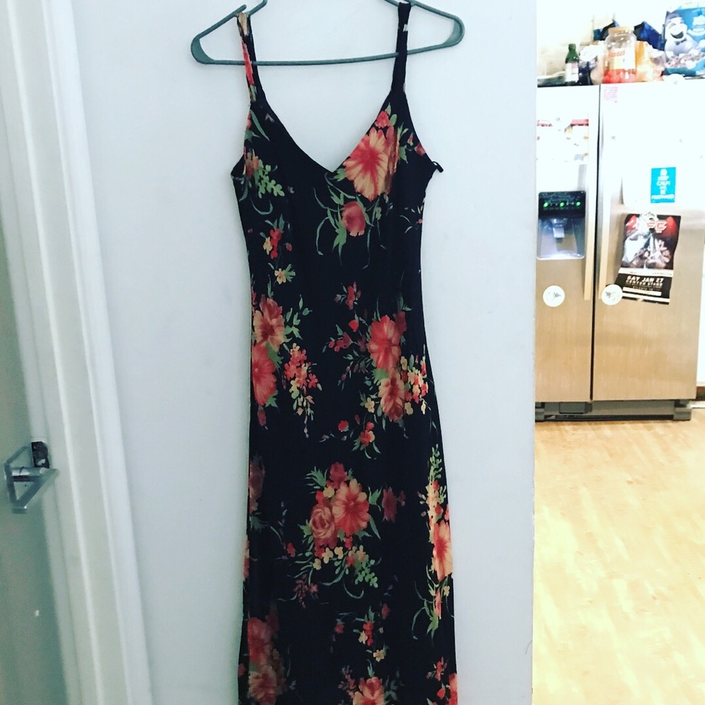 Beautiful Black Floral Springtime Dress